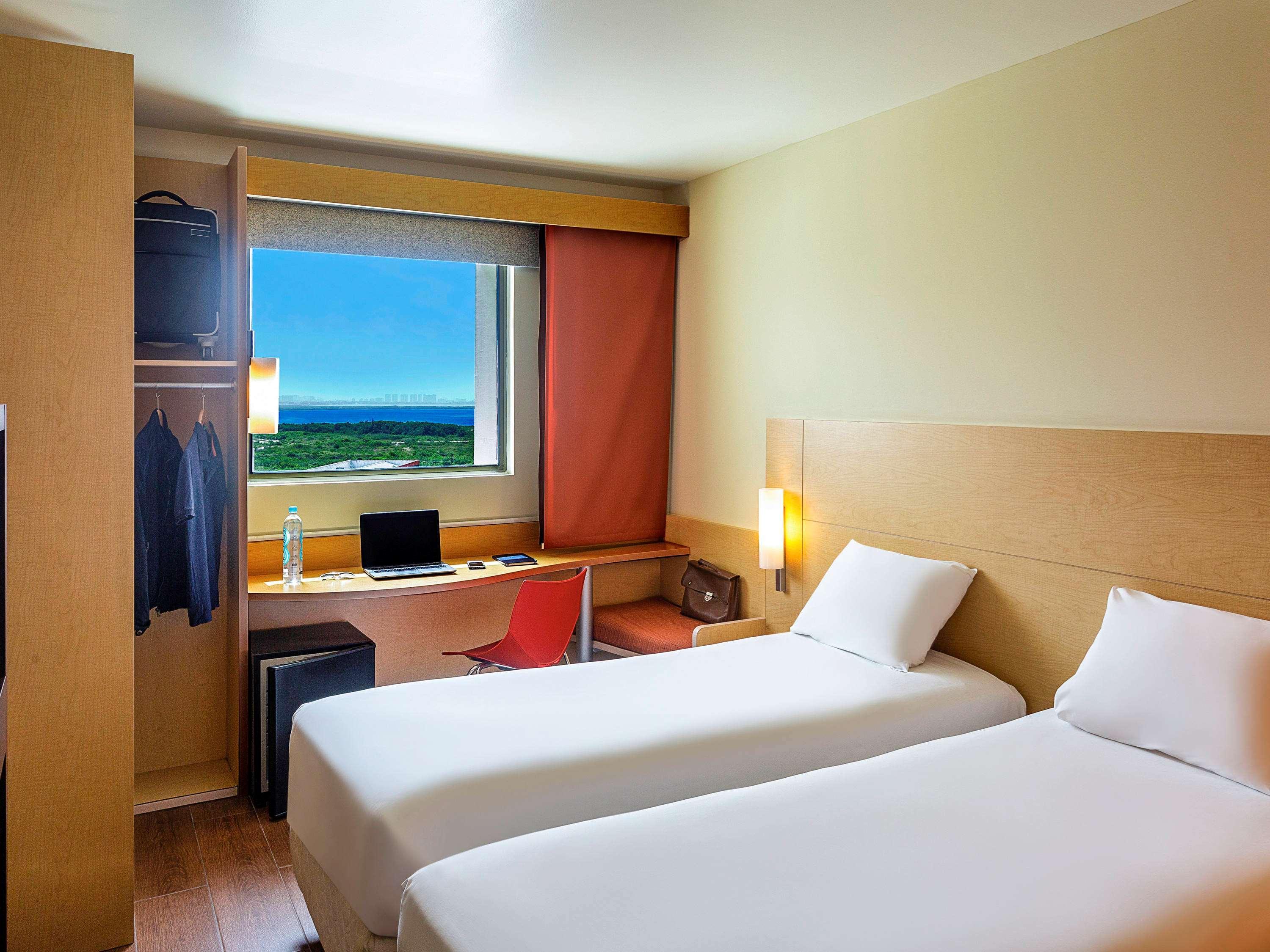 Ibis Cancun Centro מראה חיצוני תמונה